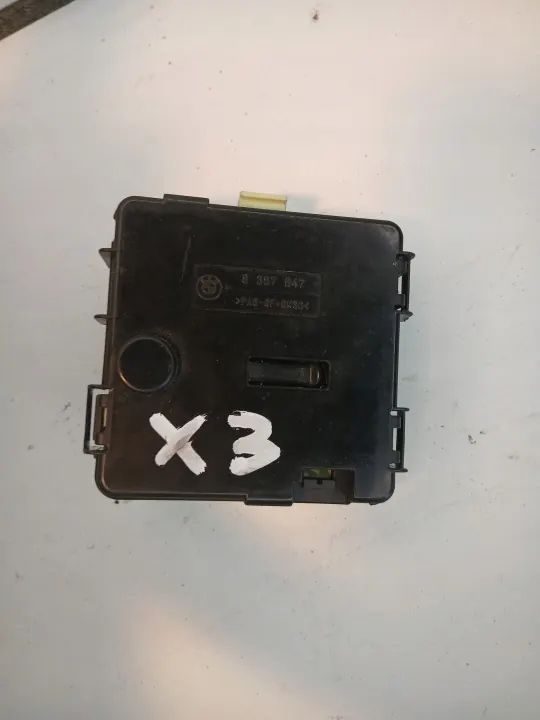 BMW 8387547 Batteripropplåda - Begagnad OEM-del image 2