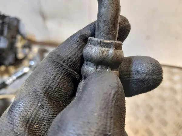 Audi A4 Allroad Jäähdytyslinja 8K0317825R image 2