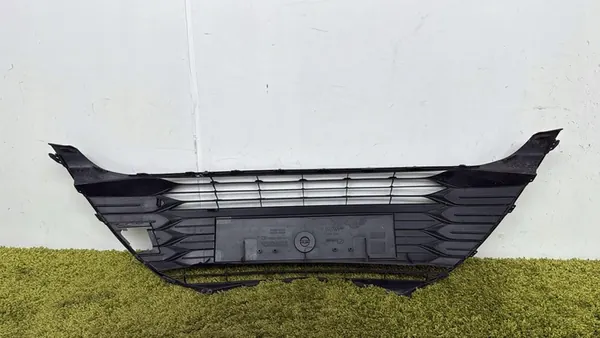 Front Bumper Grill Toyota Yaris III 3 Lift 17- OEM image 2