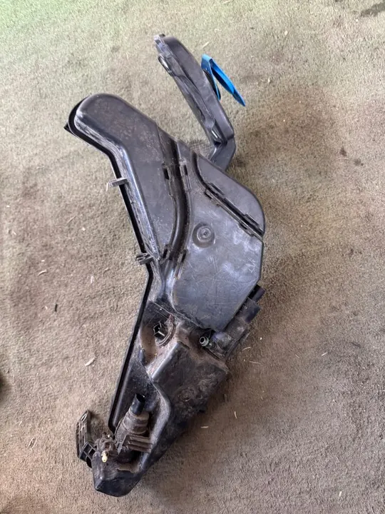 AUDI Q5 8R Waschbehälter Xenon 8R0955453B image 2