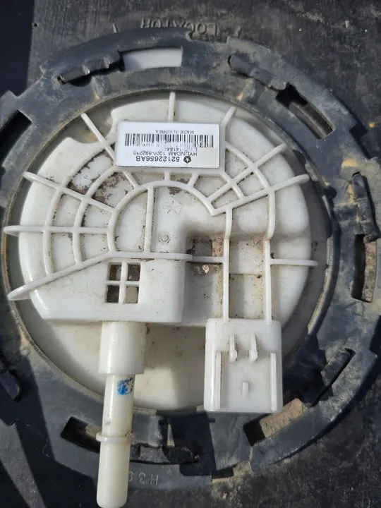 Bränsletank Dodge Ram Pump 5.7 USA OEM P68232005AB image 2