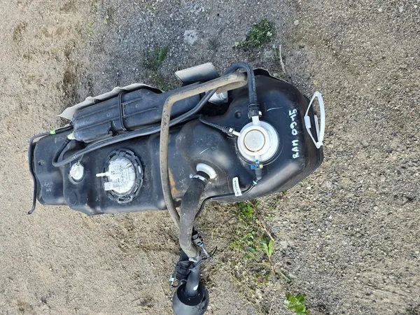 Bränsletank Dodge Ram Pump 5.7 USA OEM P68232005AB image 4