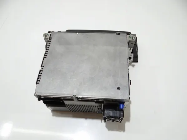 BMW X5 E70 Radio Navigation OEM 9159047 image 6