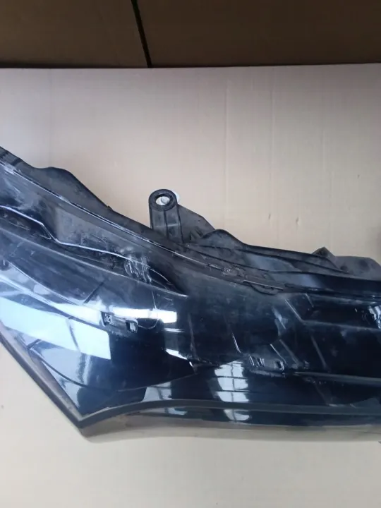Phare droit OEM 0[PKO0P pour Toyota Corolla E16 image 4