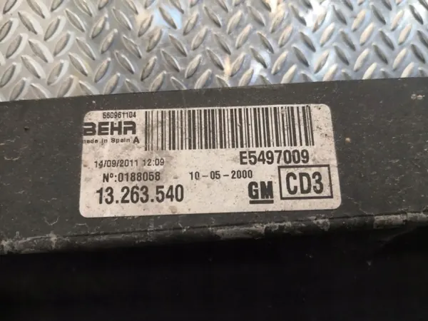 Ventilador AC Opel Corsa D OEM 13263540 - Usado image 5