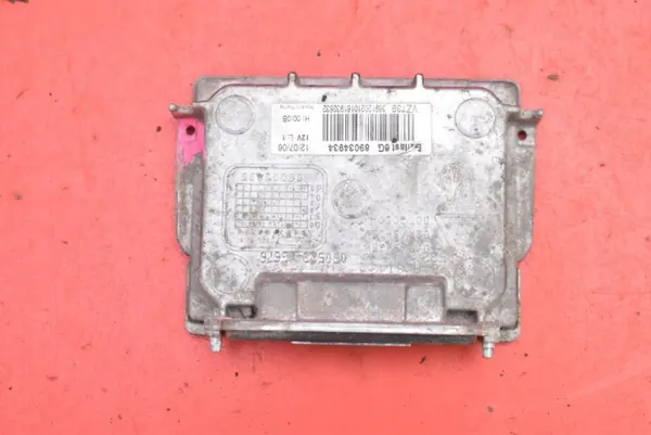 Xenon-virtalähde OEM 4L0907391 Oikea Seat Leon II:lle image 2