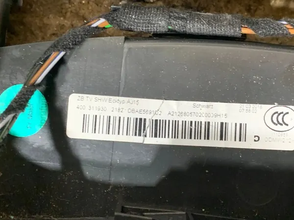 Armleuningtunnel Mercedes W212 OEM A2126805702 image 5