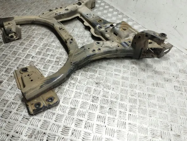 Subchasis delantero Mercedes-Benz OEM AMD84682 Usado image 4