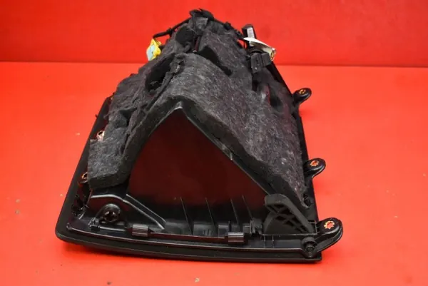 OEM 8U1857035 Passagerarhandskfack för Audi Q3 8U image 3