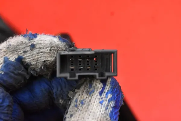 OEM 8U1857035 Passagerarhandskfack för Audi Q3 8U image 5