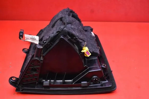 OEM 8U1857035 Passagerarhandskfack för Audi Q3 8U image 8