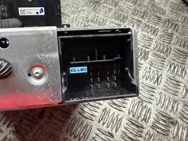 Mini Cooper R56 Radio CD-soitin OEM 3456600 image 4