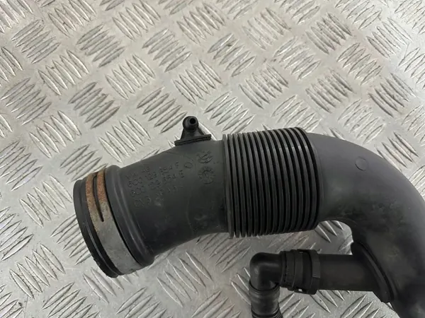 OEM 6C0129654F Ilmanotto-putki Skoda Fabia III 1.4 TDI image 10