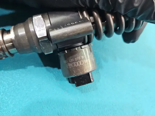 Bomba de inyección probada OEM 0414720403 2.0 TDI image 3