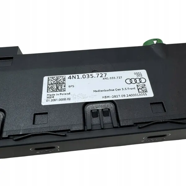 Audi A6 C8 USB-C-portti OEM 4N1035727 - Käytetty image 8