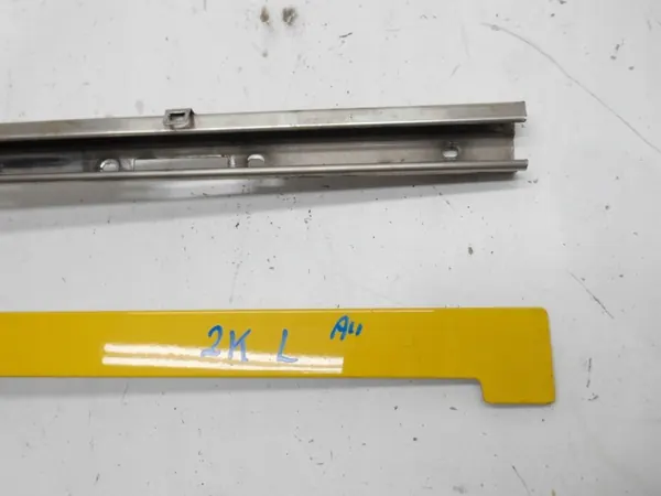 Carril Guía Puerta OEM 2K0843871F Izquierda Trasera VW Caddy 2K image 4