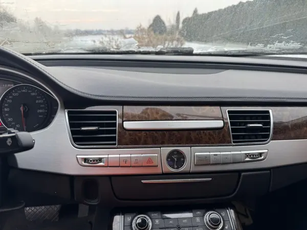 Console Tableau de Bord OEM DESKA ROZDZIELCZA AUDI A8 D4 image 3
