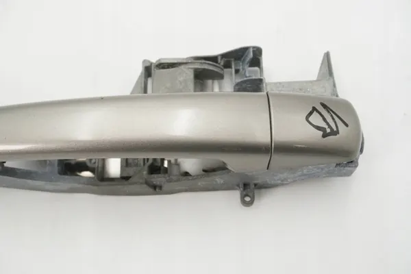 Vasen Takaovenkahva OEM 9684560080 Peugeot 3008 image 3