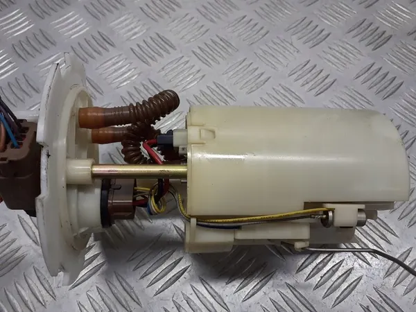 Brandstofpompdrijver Daewoo Kalos 1.4 OEM 96414381 image 2