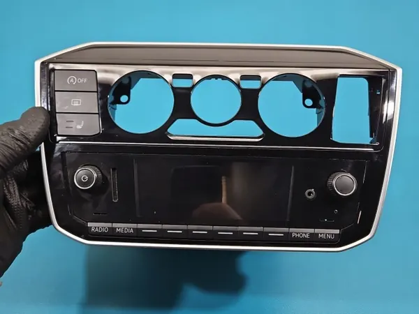 VW UP Werksradio OEM 1S0035871 Gebraucht image 4