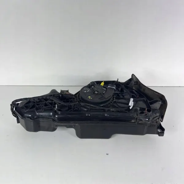 Bomba AdBlue OEM 5Q0131877S para VW Golf VII image 2