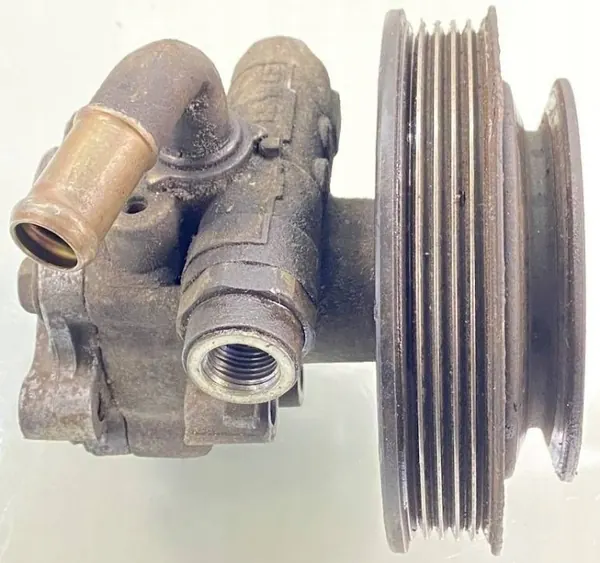 OEM 8D0145 52254/0 ohjauspumppu VW Passatille image 2
