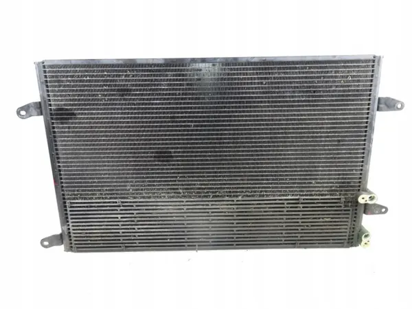 A/C Condensor OEM 3D0820411E voor VW Phaeton 3.0 TDI image 2