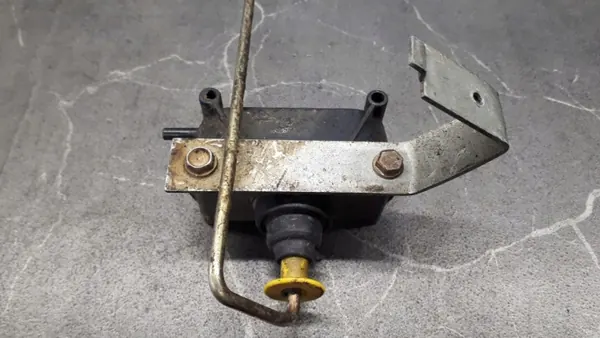Centrale vergrendelingsactuator Mercedes W123 OEM silownik zamka centralnego image 5
