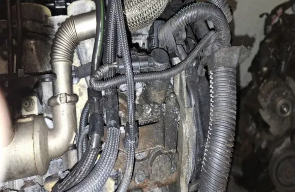 OEM 0445010102 Högtrycksbränslepump Peugeot 307 image 2