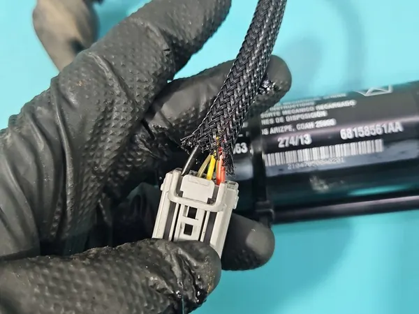 Baklucka Aktuatorer Set Jeep Grand Cherokee IV WK2 OEM 68158561AA image 7