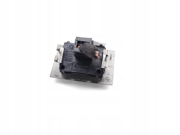 Sensor de Sol Audi A3 OEM 8V0907451 - Usado image 6