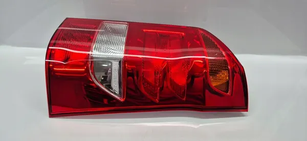 RECHTER ACHTERLICHT MERCEDES VITO 447 image 2