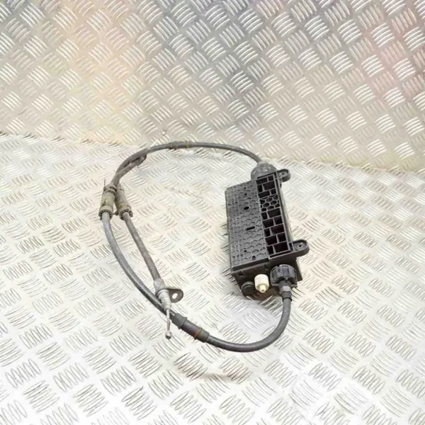 Handbremsmodul Maserati Ghibli 2014 OEM 670008080 image 4