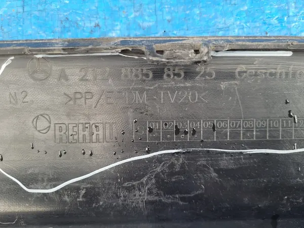 MERCEDES E-Class W212 Rear Bumper Spoiler A2128858525 image 3