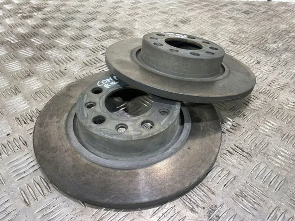 Jeep Compass Taka jarrulevy OEM FBZ19714 image 2