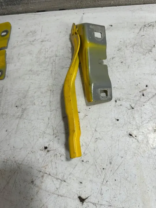 Charnière de Capot Droit Renault 5 E-Tech OEM 654006563R image 3