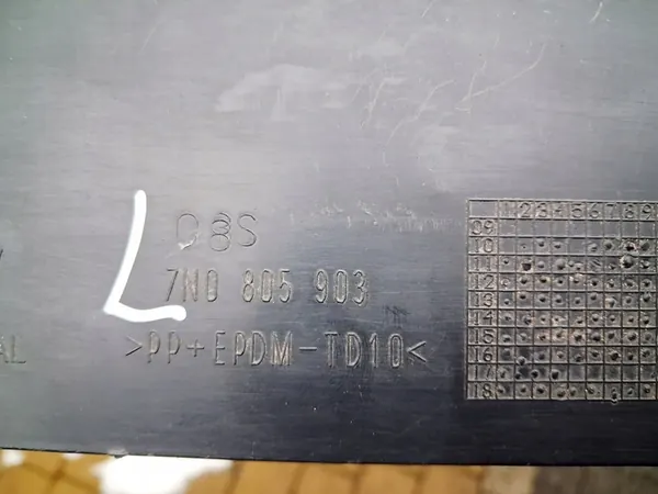 VW Sharan II framskydd 7N0805903 image 10