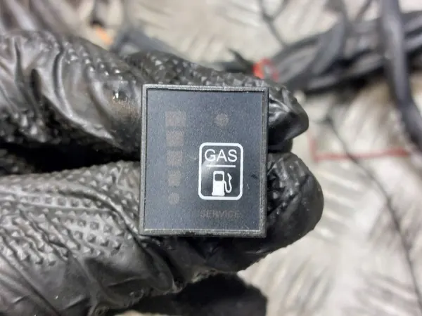 Kit LPG Stag OEM 67R-017009 - Estado usado image 3