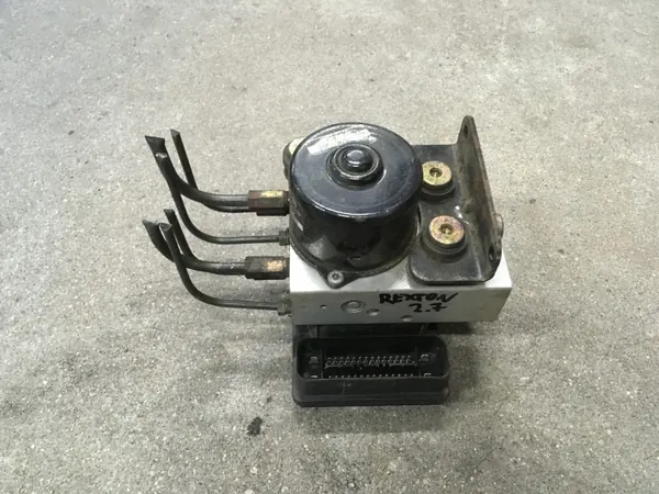 Pompe ABS SsangYong OEM 48940-08200 - Occasion image 2