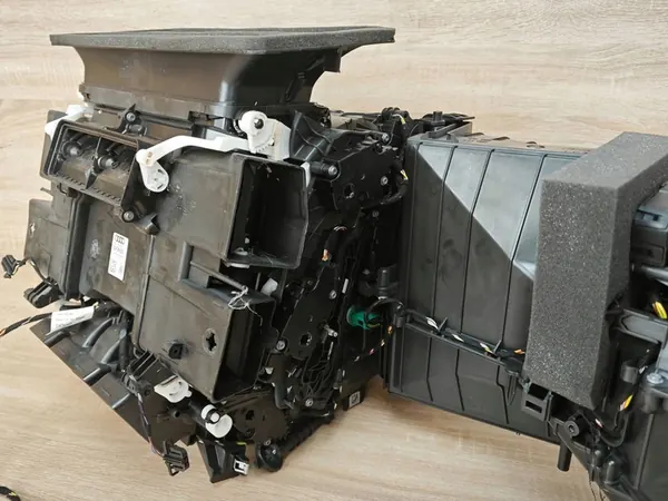 Originele Verwarmingsventilator Audi A6 C7 4G1820005J image 5