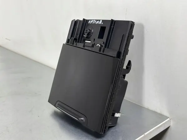 Cendrier console centrale KIA Optima 2018 OEM 84690D4BJ0BYF image 2