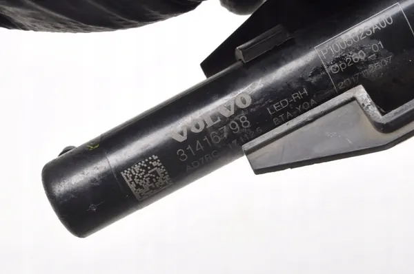 VOLVO XC60 II Oikea Ajovalopesurin Pumppu 31416798 image 4