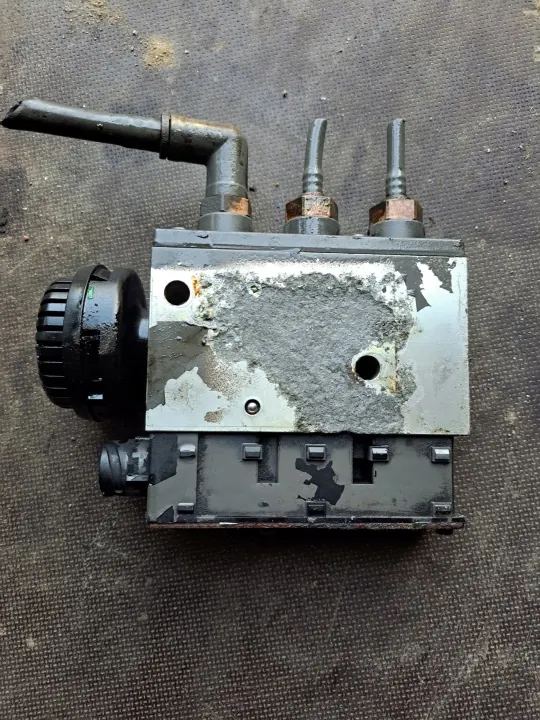 Válvula ECAS OEM 0501100044 para Volvo FL6 00-06 image 2