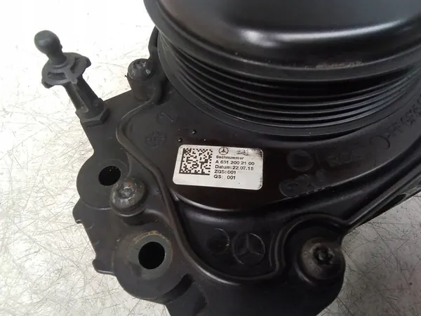 Vattenpump MERCEDES-BENZ E (W212) 2.1L Diesel image 2