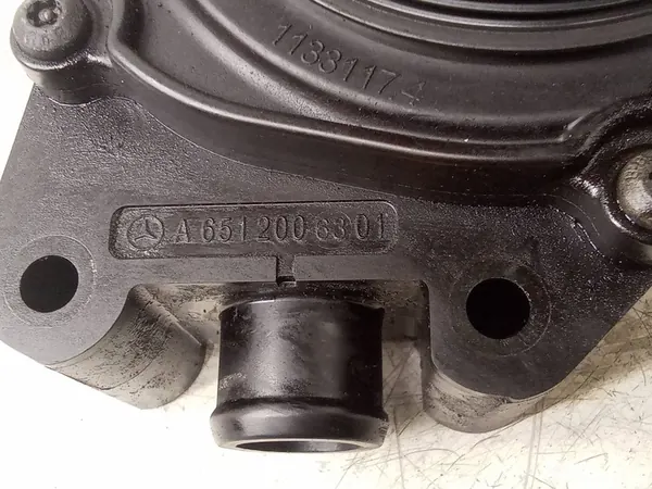 Vattenpump MERCEDES-BENZ E (W212) 2.1L Diesel image 3