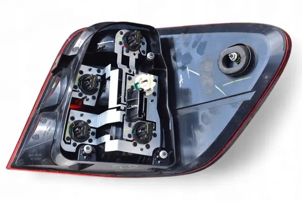 MERCEDES ML W164 LUZ TRASERA IZQUIERDA 164 image 5