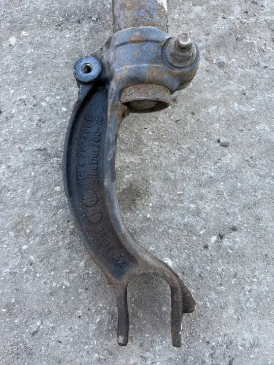 Audi A4 B8 Avant 2.0 TDI Etuvasen Jousitus OEM 8K0031CH image 6
