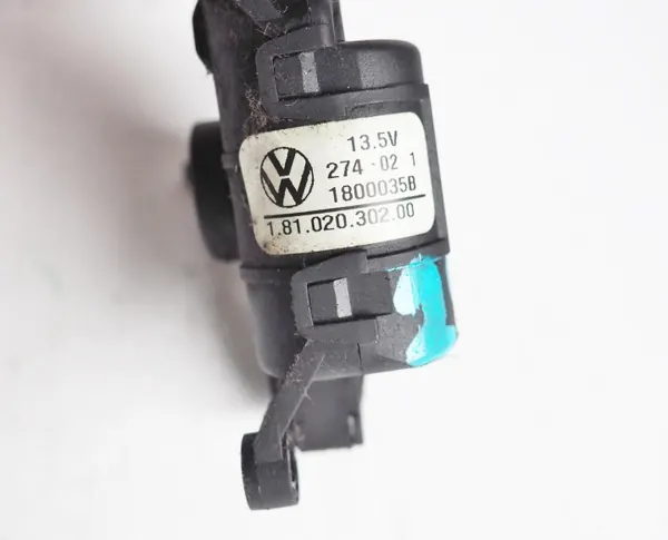 Begagnad VW New Beetle Cabrio takmotor vänster 1800035B image 3