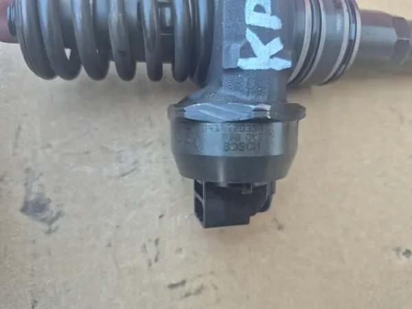 Ruiskutuspumppu VW/SKODA 1.9 TDI OEM 0414720313 image 4