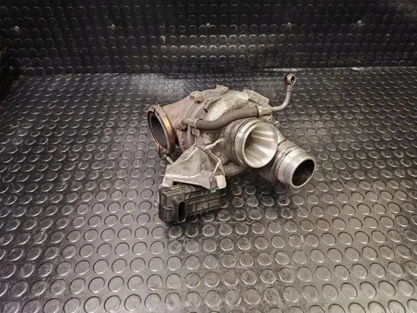 Begagnad BMW Turbo OEM 7799758 för 5 GT F07 3.0L image 8